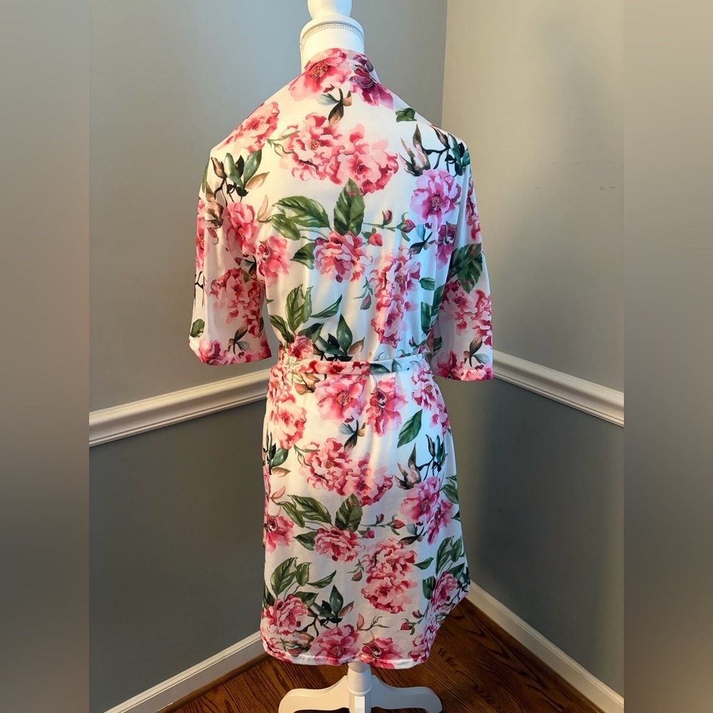 Show Me Your MuMu Brie Robe – Garden of Blooms Pink & Green - One Size - Picture 5 of 6